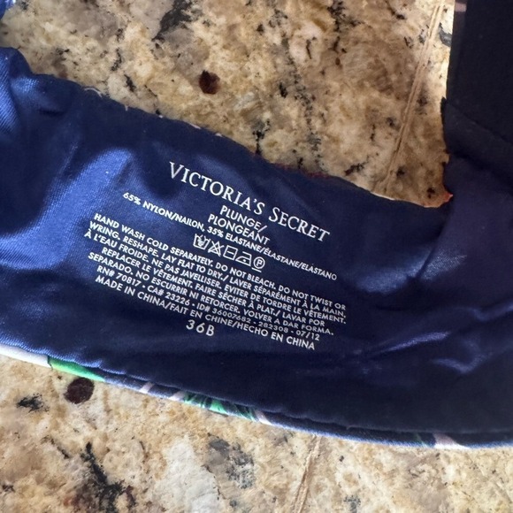 Victorias Secret Plunge Navy Floral Print Women's Bra size 36B - Picture 2 of 3